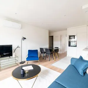 pardal-1a-boutique-2-bed-apartment.hotels-lisbon-portugal.com/